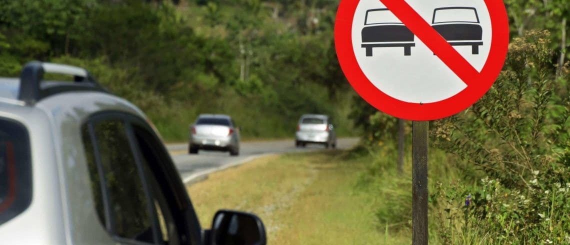 Ultrapassagem Perigosa | Condutor Poderá Ficar 2 Anos Impedido de Dirigir